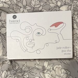 Baimei Jade Roller and Gua Sha Stone Set